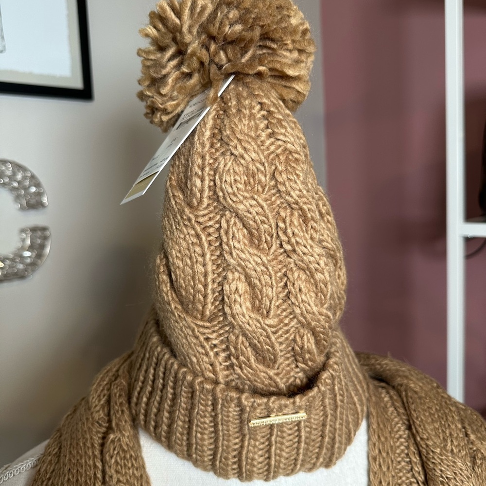 NWT MICHAEL Michael Kors Cable Knit Tan Scarf & Hat Set - Picture 2 of 8